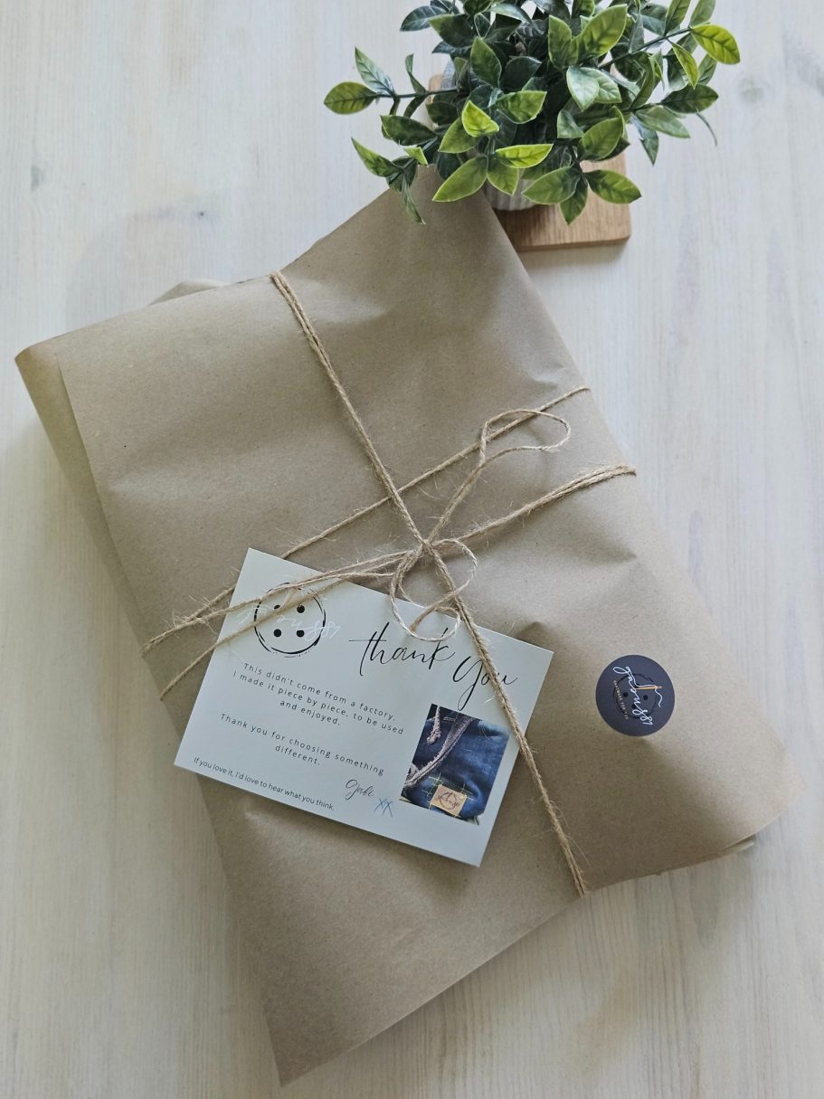 Hand Packed Order – Gabus81 Hand packed denim bag wrapped in brown paper with a handwritten thank you card by Gabus81.